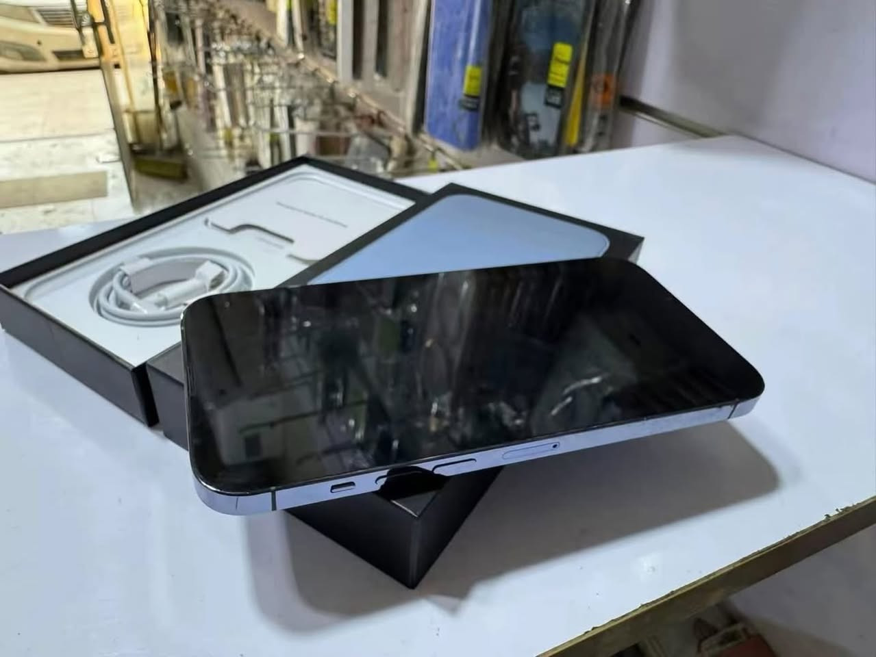 ايفون ١٣ برو ماكس نظيف نظافة مليون بالميه من كد ما نظيف عبالك جديد ذاكرة ٢٥٦ وبطارية ٨٦ بلاديه ما مرفوعه ولا معلايه وشرط مكفول من الصيانه والتبديل جهاز حسبالك فاتحه بيدك من كد ما جديد وملحقاته كامله وسعره حلو بنسبه لهيج نظافه
مكاني / ذي قار / قضاء الفجر
للتواصل/ ***********
واتساب
