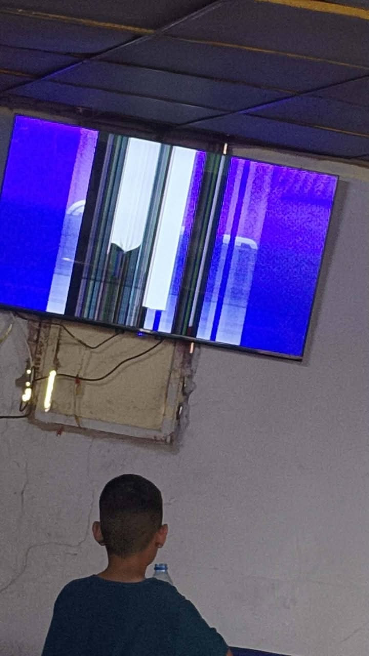 السلام عليكم
شاشه LG حجم 55 
#مكسوره 
سعرها 50


**إذا كنت صاحب هذا الإعلان وتريد حذفه لأي سبب، رجاءا أرسل رسالة إلى الدعم الفني**