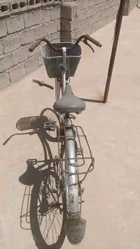 بايسكل • مقاس ٢٦ • قابل للتفاوض