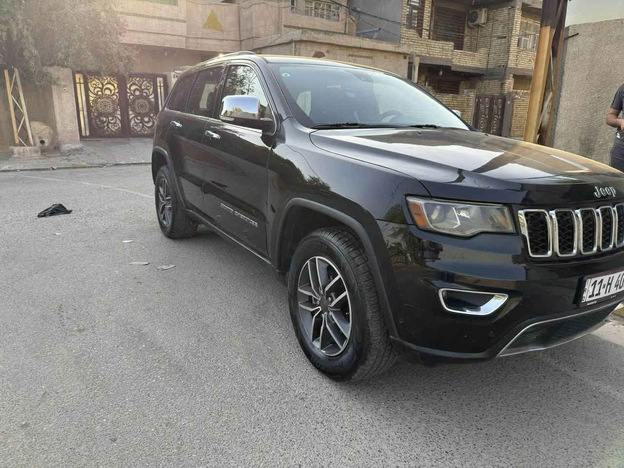 ‏سلام عليكم جيب 2019 وارد أمريكي صور الحادث منشورة بها صبغ بس البنيد
‏فول مواصفات مكان السيارة بغداد الحارثية
‏السعر205
***********

