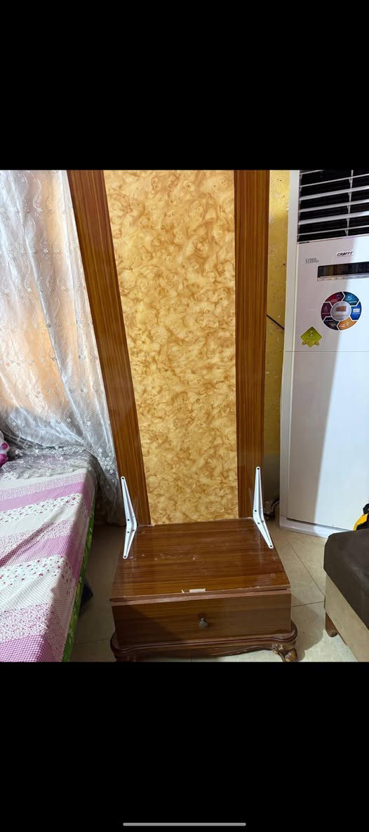 يعلن مزاد نشوان الشمري عن وصول بضاعه استعمال قليل العنوان خلف مستشفى بلدروز العام ع الرقم *********** من جهة دكتوره غدير
