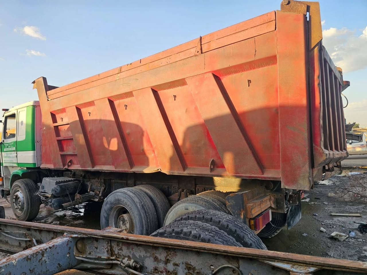 ياالله السلام عليكم ورحمة الله وبركاته أسكانيه للبيع موديل ٩٣ حجم 143 مجموعه باجر بدي جديد السعر 140 رقم بصره مداور مباشر التلفون ***********
