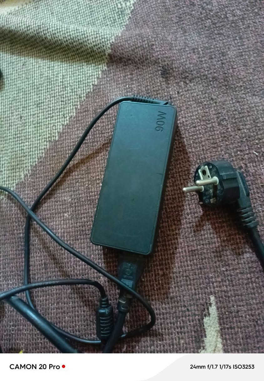 شاحنه لابتوب 90واط


**إذا كنت صاحب هذا الإعلان وتريد حذفه لأي سبب، رجاءا أرسل رسالة إلى الدعم الفني**