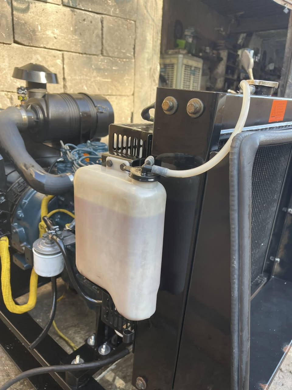 القدره: 13.6كيفي  
المبيريه 56 امبير
سنكل فيز 220 
المحرك:4بستم  حجم 1505
نوع الملف: استامفورد 
مع سستم بروتكشن كامل للحمايه
ونظام اوتو
بلادي عل وضع الشركة شرط الشغل والضمان 
موجود توصيل جميع المحافظات
لمعرفة السعر فقط الاتصال:-
العنوان:بابل/الحله/ باب المشهد
***********
***********
