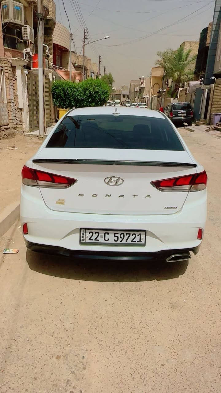سلام عليكم 
سوناته ٢٠١٨ اربيل 
فتحه +تشغيل  بصمه +كشن كهرباء +كشن جلد + سياره كامله 
بيها بل تكمه وجاملغ صبغها اصلي جارد 
سياره أمريكيه حدثها ربع من صندوق وهاي صور يمكم 
سعر سياره ١٤٠ 
الرقم الهاتف ***********
