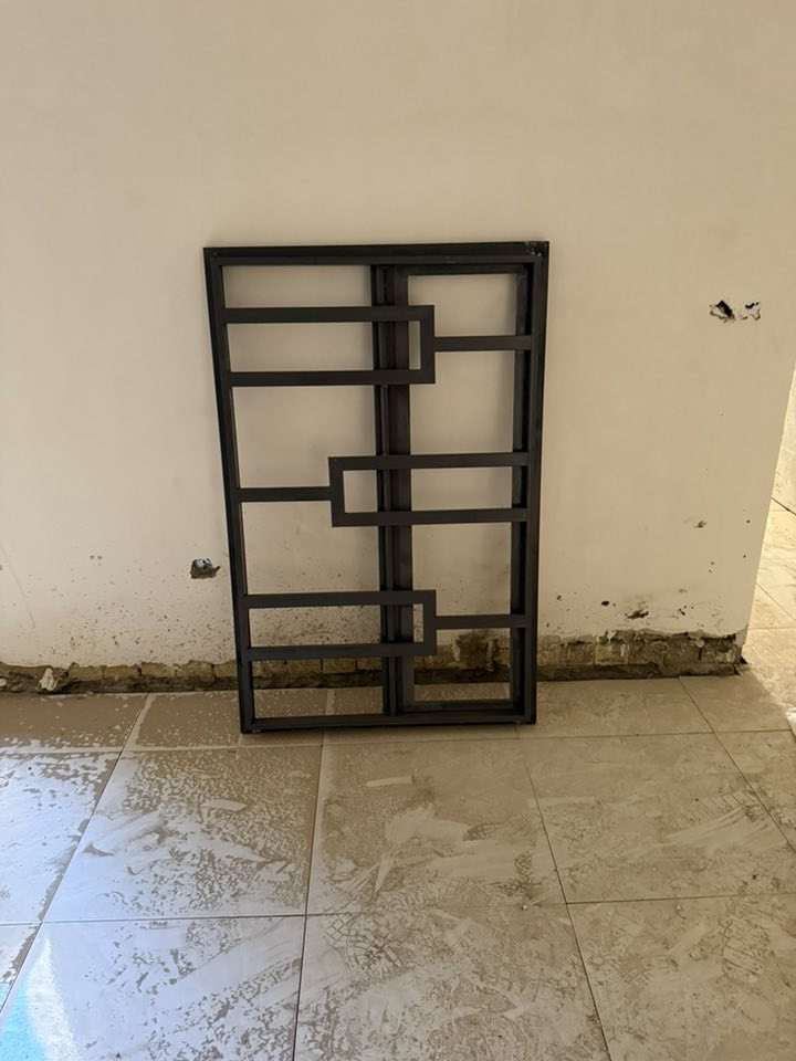 شغل جديد شبابيك بيبان. حداده عامه مكاني حي العامل وين متريد أجيك. شغل فقط جديد اشتغل سياج تركي درج سقيفه 
رقم تواصل  واتساب 

***********
