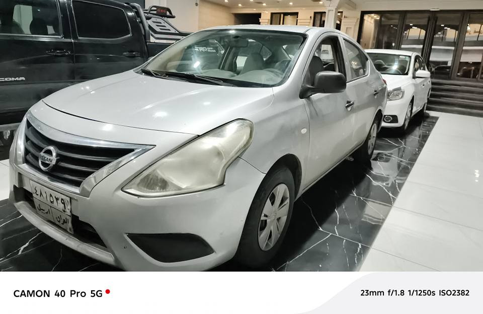 لاکشمیبایی سلڤەر مۆدێل 2016 یەدە ڕەش  ۳پارچەی بۆیاغە بۆنیت و دوو چملاغی پێشەوەی گێڕ و کارەباییات بەشەرت بۆ زانیاریی زیاتر *********** أربيل, العراق
