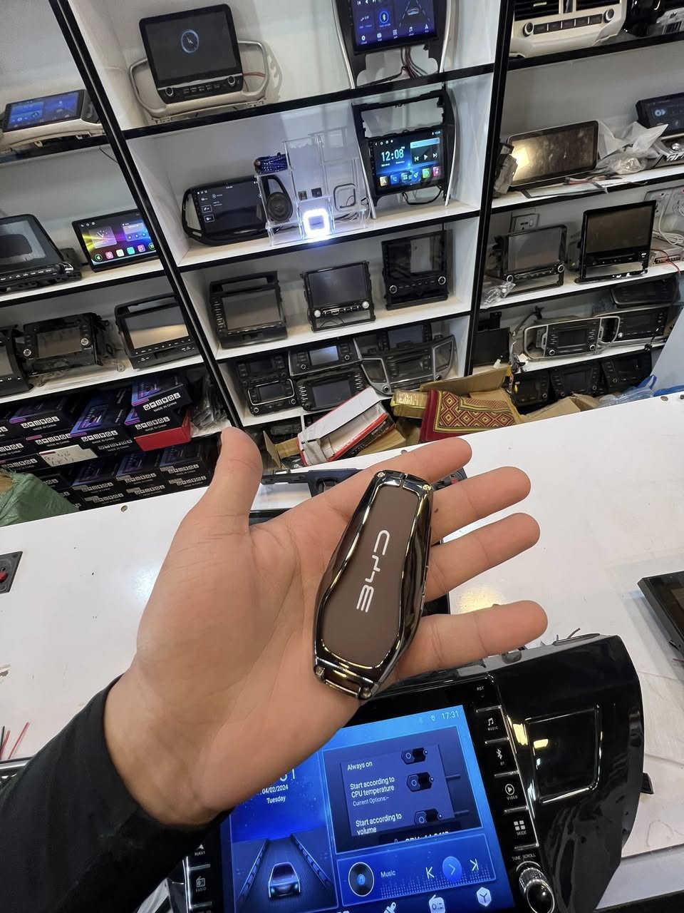 السلام عليكم توفر بصمات BYD متوفر بالشكلين 
متواجد خاص وللاتصال ***********
مكاني بغداد ويتوفر توصيل للمحافضات
