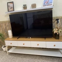ميز شاشة • كونسول