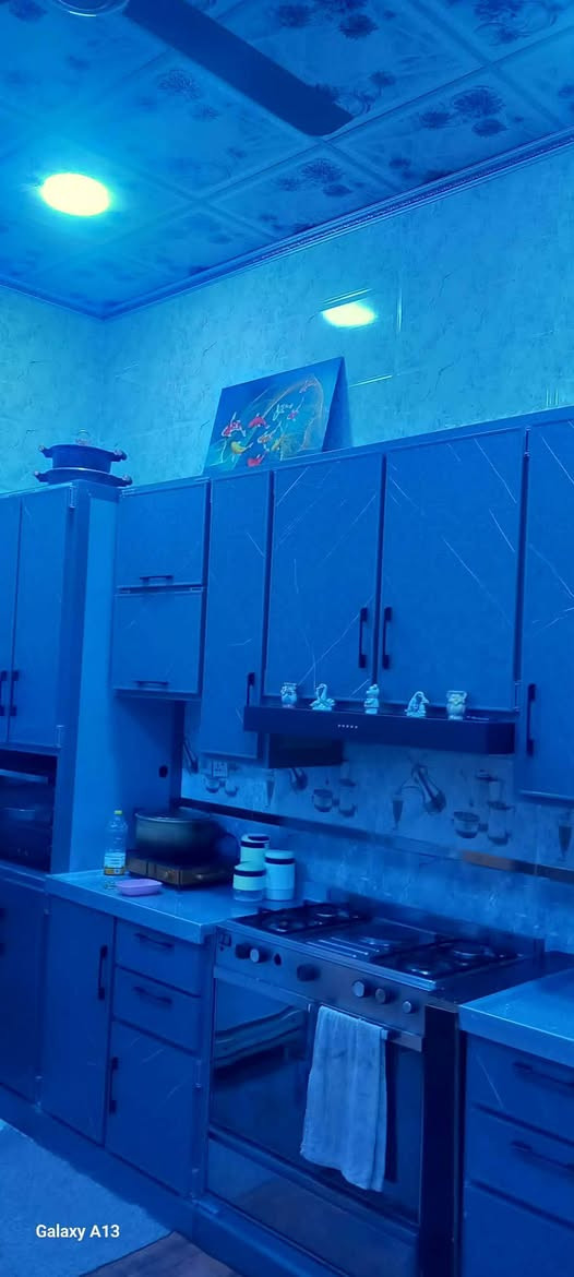 #دار للبيع بناء حديث   🔑🔑
#المساحة 150متر جبهه 7.5*20طابق ونص سطح ناصي وسطح عالي  .واجهه حلان مطعم بسيراميك  🌹
#الموقع الموصل حي سومر مقاطعة 112 قريب عل الشارع السايدين
#عدد غرف النوم  4
#عددغرف الاستقبال 1
#عدد الصالات 2
#عدد الصحيات 3
#عدد المطابخ 1
#سند سكني ملك صرف طابو باسمي
# الدار نظام دكتات # نظام سبالت # نظام كامرات
🔴لمزيد من التفاصيل الاتصال او المراسله عل الرقم 
*********** واتس
