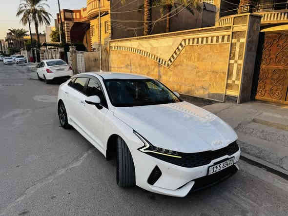 السلام عليكم من رخصة الادمن 
كي 5 خليجي 
ملاحظة سيارت عليها ppf كامل سيارت  و عزل حراري بسعر 25 ورقه 
موديل 2022 
ماشيه 100 الف 
نص مواصفات 
شاشة كار بلي 
بصمه دخول و تشغيل 
كرسي كهرباء 
ويل 18 تخم تاير جديد كوري اصلي
رقم بغداد الدولي هزه جديده 
مكفوله من تبديل و الصبغ بيها مكانات بارد  صغار 
سعر سيارت ( 197$)بيها مجال 
 ***********
مكان بغداد
