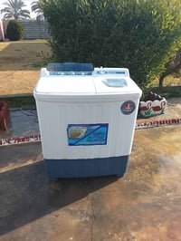 غراض للبيع نضيفه جدا مستخدمة شي قليل تلفون 07748319369