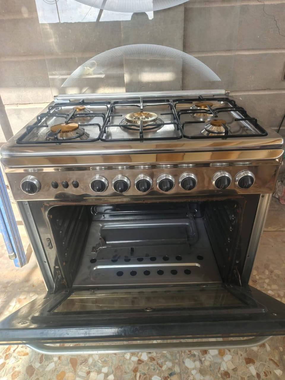 يالله طباخ مصري فريش حديث اخو الجديد 5 عيون نار زركه شرط الفحص عنوان كربلاء للاستفسار *********** كربلاء, العراق
