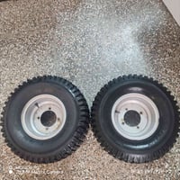 زوج تايرات دراجة رباعية هنة وويالتهن نضافة 99% ابو العقرب 🦂 حجمهن موضح...