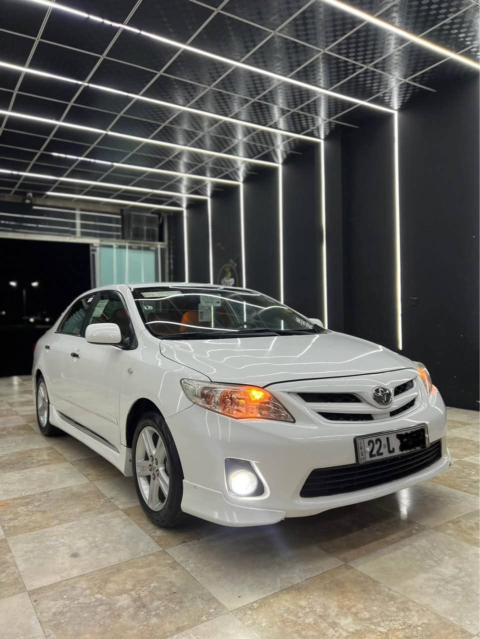 ماشاءالله لەمالی هەموو لایەك
تۆیۆتە کرۆلای 2013 مواسەفات کەندی مەکینەگەورە سپۆرت  فول گەنجانەیە سەیارەکە چاملخ بۆنیت بئ لێدرا سبوخە پشتی کەپسە قەدی بئ قەپوقۆپە سەیارەکە مەکینە کەپسی بیلادیە نەکرایتەوە قەپات کەملیاتە لەجوانی سەنەوی ژینگە هەمووی نوئ یە دعامی لۆ دەعامی بەشەرتە شوێن هەولێر *********** Singapore
