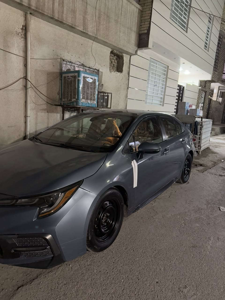 السلام عليكم كورلا 2020 sE وارد امريكي 
حادثها بجم موضح بيها 3قطع بنيد مبدل 
وجاملغات مصبوغات موضح  صدر نص عمر 
محرك بي صوت بكن بدون تنقيص ولا تبخير 
سياره باسمي تحويل ثاني يوم رقم بغداد 
مكاني بغداد السعر 120 ***********
