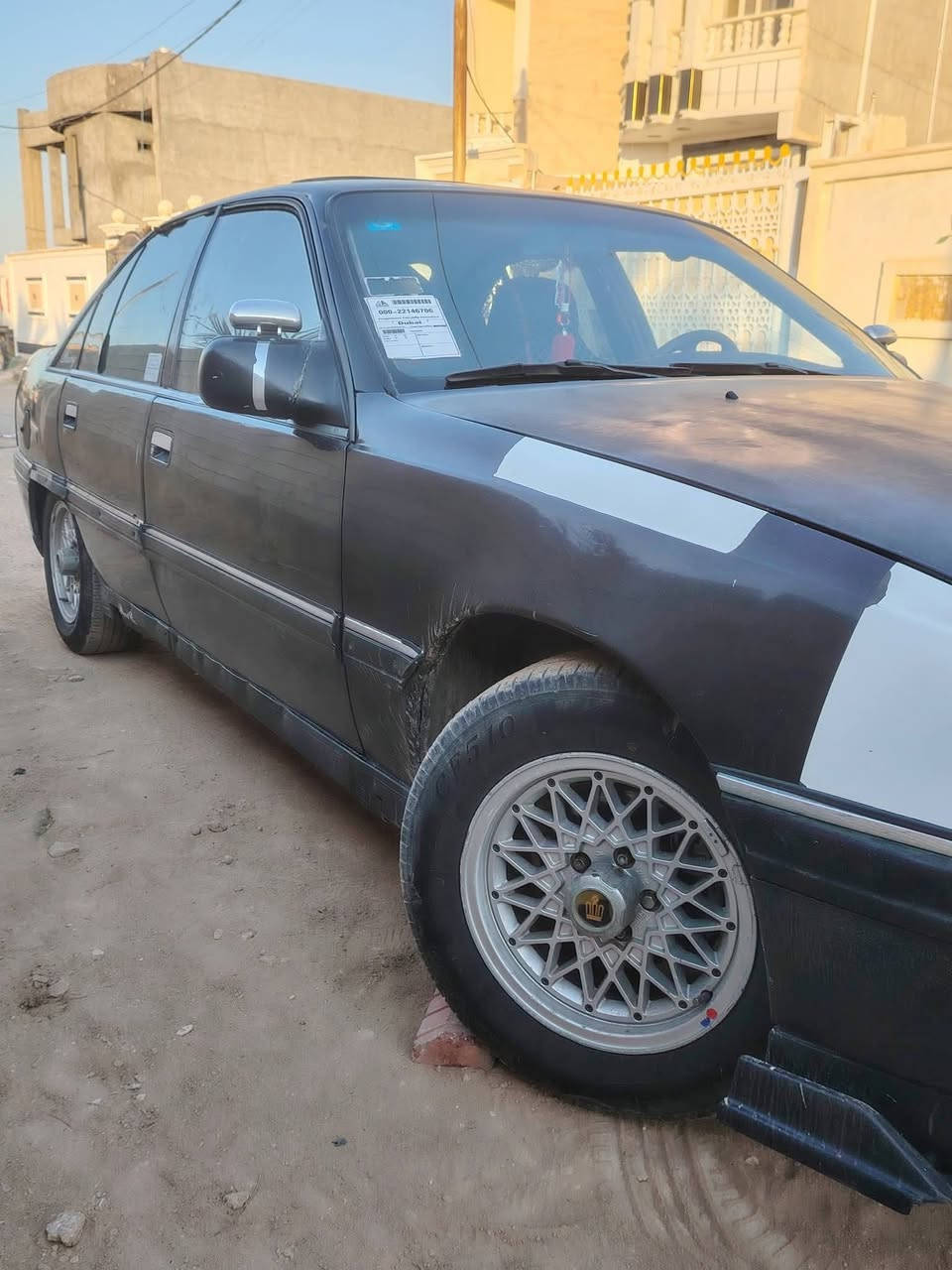 السلام عليكم ورحمة الله وبركاته ///اوبل اوميكا موديل 1993كير محرك ضمان دخم تاير  باتري جديد  سيارة نظيفه  ترايك يحكم على السياره مكاني حصيبه شرقيه للاستفسار هاتف 📞 *********** غير متواجد على الفيس
