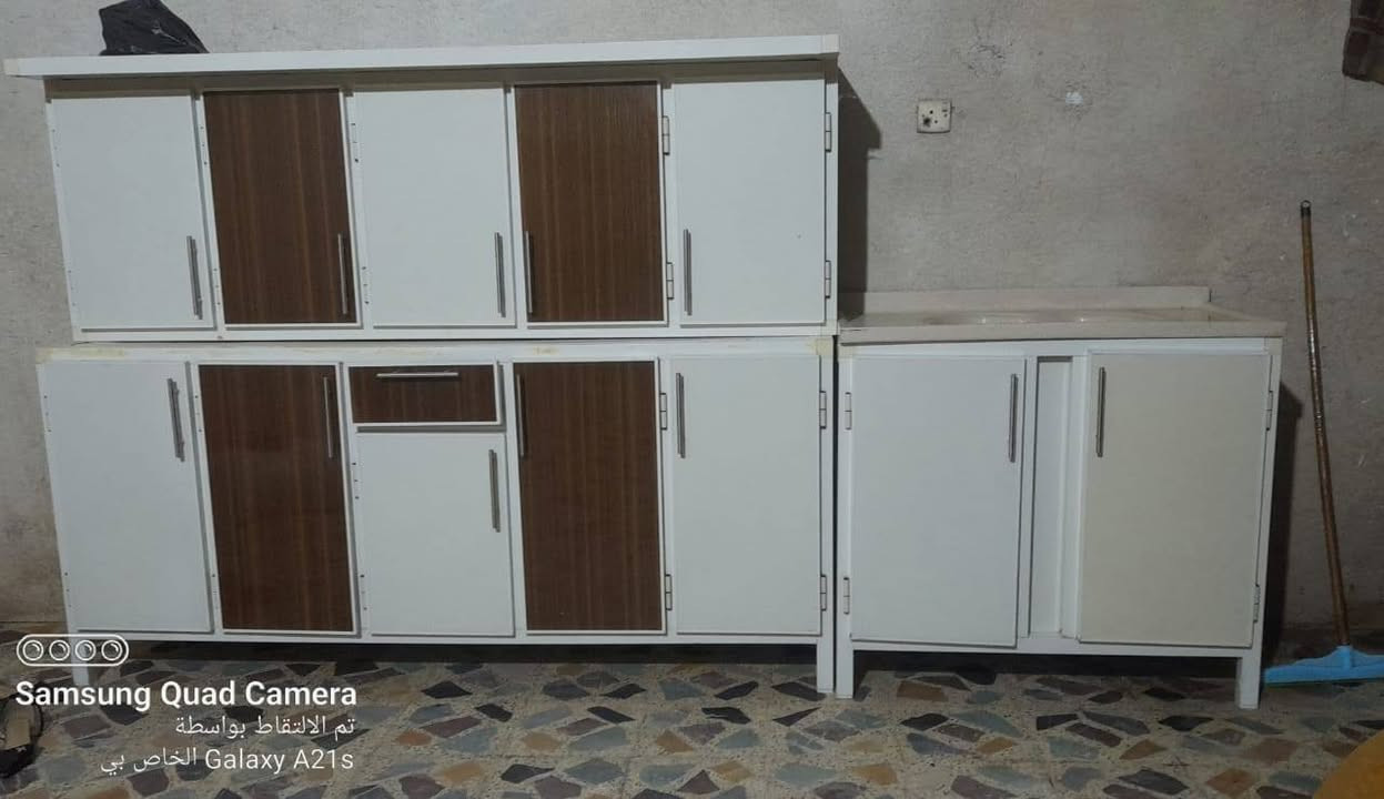 سلام عليكم كاونتر للبيع نضافه 100٠/٠ سعر خاص ***********
