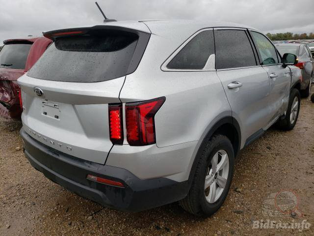 كيا سورنتو سلفرLx 2021 وارد امريكي
4ويل
🔴رقم مميز 4 فئات
حادثها دعامية امامية  تبديل ففط غيار جديد محرك2500
كير8نمر
السعر ٢٥٩وبيهة مجال
للاستفسار ***********
