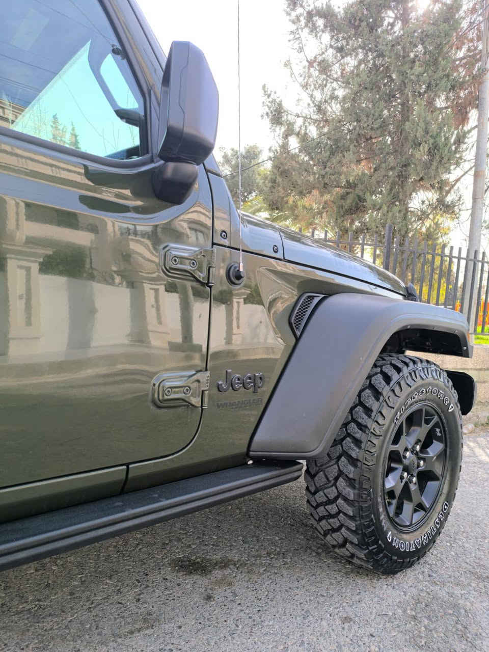 کــــــوردی 
تەنها فرۆشتن بە نقد 
Jeep Wrangler willys 
جيب رانگلەر وايلس
مـــۆدێل / 2021
مواسفات /  شاشە ، کامیرە ، حەساس 4×4 , رادار ، ئۆتۆستۆپ
مەکینە / v.4 چوار پستۆن 
2.0 تۆربۆ 
 بێ ئێڕباگ ، بێ ناوگرتن 
بێ سبوغ 
( 121) هەزار  کم چووە
سەنەوی نوێیە 

نـــــــرخ  (( 26500$  )) 

ناونیشان هەولێر
 پەیوەندی واتساپ  

عربي 
فقط بیع نقد 

Jeep Wrangler wilsy 
 جيب 
مــــــــودیل/2021
مواصفات/ كاميرة ، حساس ، دبل اكسل ، رادار 
محرك /  v.4 اربع سلندر
2.0  توربو
بدون ایرباك ، بدون دواخل
بدون صبغ 
۱۲۱,۰۰۰ كم ماشي 
سنوية جديدة  

سعر   (( 26500 $  )) 
عنوان اربیل ، للاستفسار أربيل, العراق


**إذا كنت صاحب هذا الإعلان وتريد حذفه لأي سبب، رجاءا أرسل رسالة إلى الدعم الفني**