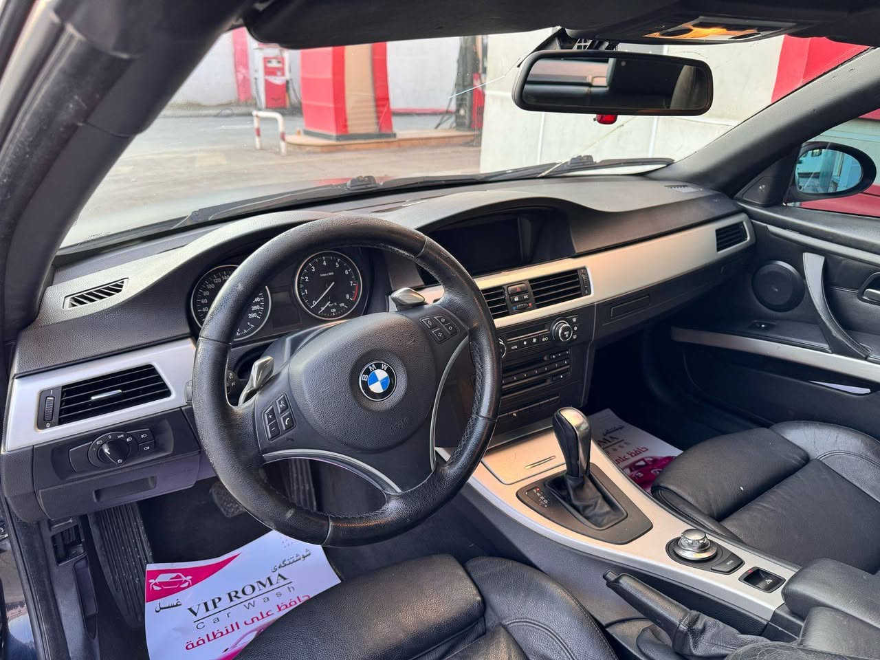 BMW E93 M3 ( N54 )
السلام عليكم 
البيع / مراوس (حسب القناعة) 

BMW E93 M3 ( 335I ) 2009
3.0L Twin turbo N54 - 6HP gearbox

  سياره شاصي اصل M3 
محول كير محرك 335 لوك اوربي مع كامل الصيانة قبل الشد صونده صونده.
كير محرك شرط. حدادية بصحة جيدة جدا. دواخل نظيفة. راديتر + فيت بم مع قاعدة كاملة جديدة اصلي BMW group. 
موصفات M package معروفه. بصمه. تحديد سرعه. تحكمات استيرن. حساسات بارك.  كشنات فول تحكم كهرباء مع الذاكرة الخزن وضعيات. دشبول شاشة ماوس. تبريد ثلج ب عز الصيف قطعتين. تغيير نمر شفتات و مواصفات اهواية غيرها... كل الكهربائيات شغال الضفيره كلها من الدعاميه ل الدعاميك ما بيها جطل على وضع الشركة. السياره على الدهن الاصلي و البنزين السوبر...على محسن هم تمشي طبيعي.
وارد اوربيي داخلة كلين ييها طخة بالعراق بالدعامية الوراه بدون دواخل. صبغ جديد للجمالية و عندي كل الصور قبل الصبغ و ايضا كل الصور قبل وبعد تغيير المحرك. 

4 ويالة BBS اصلي توسايز وية تايرات جدد مشدودات من كم يوم. دههن كير محرك جديد. فلتر دهن بوش اصلي. 
✅الدبلات بليشتاين . 
السيارة نشطة حيل ... حسب الآراء بالنت تكون اسرع 
من ال 330 الحديث 2023/2024 او بنفس التسارع.
رقم السياره اربيل.

اي استفسار ال واتس اب مفتوح
*********** 
📍 كركوك
130 💵
