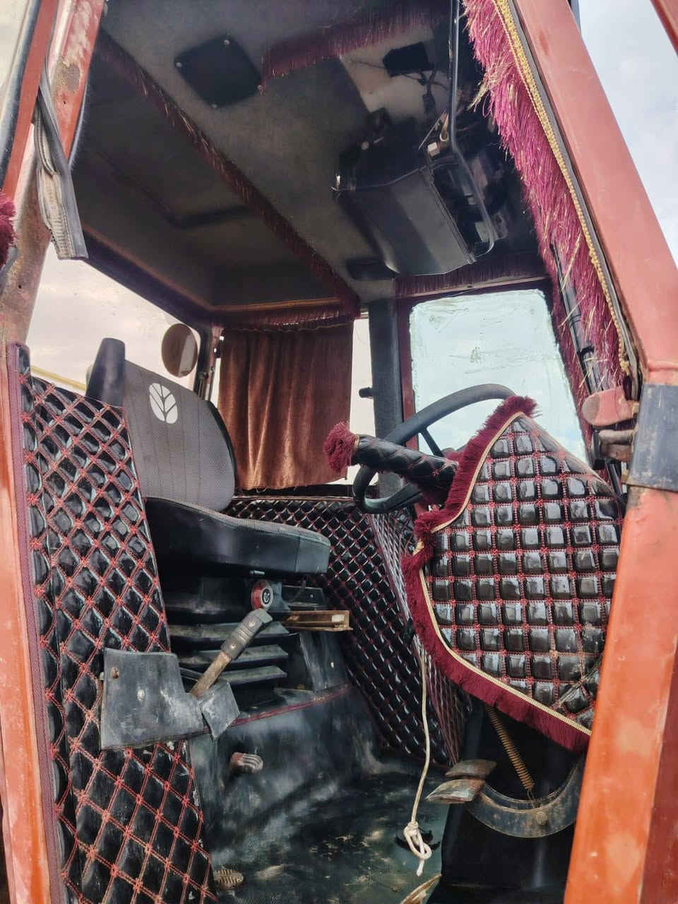 للبيع فيات 160 محرك لا تنقيص ولا بخار مكينه جاهزه المكان ميسان سعر 35 مليون  لشراي يتصل ***********
