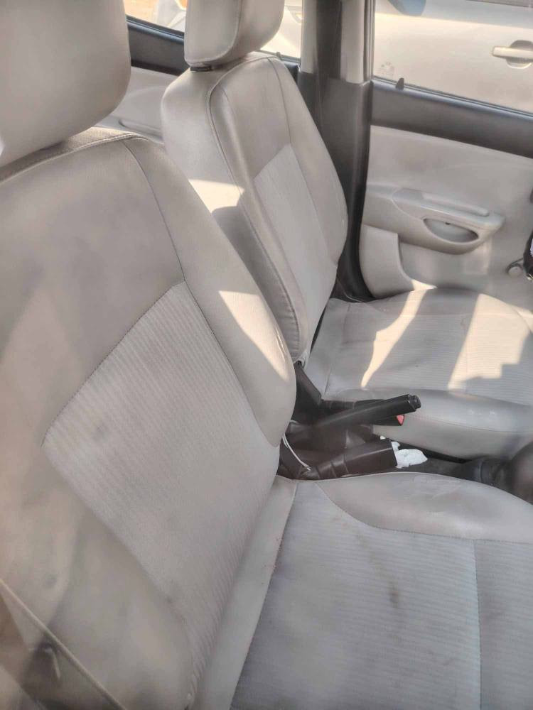 كيا بيكانتوا موديل ٢٠٠٩ محرك جديد مبدل تبريد مكفولة من الصبغ بيها جراد بدون حادث كير عادي رقم بغداد جديد المكان كربلاء السعر ٥٤  اومراوس وانطي فرق للاتصال *********** كربلاء, العراق
