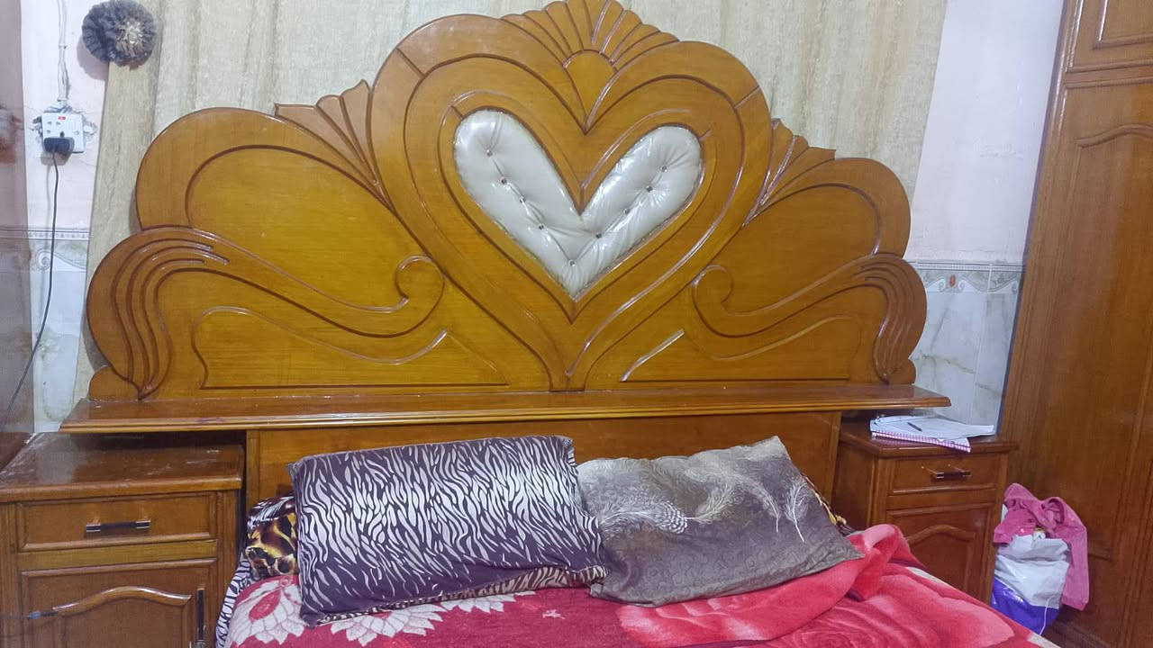 غرفه تفصال نظافه 100٪ صاج ثقيل 5 أبواب السعر 900 والشراي يراسل مكانها عشار شارع


**إذا كنت صاحب هذا الإعلان وتريد حذفه لأي سبب، رجاءا أرسل رسالة إلى الدعم الفني**