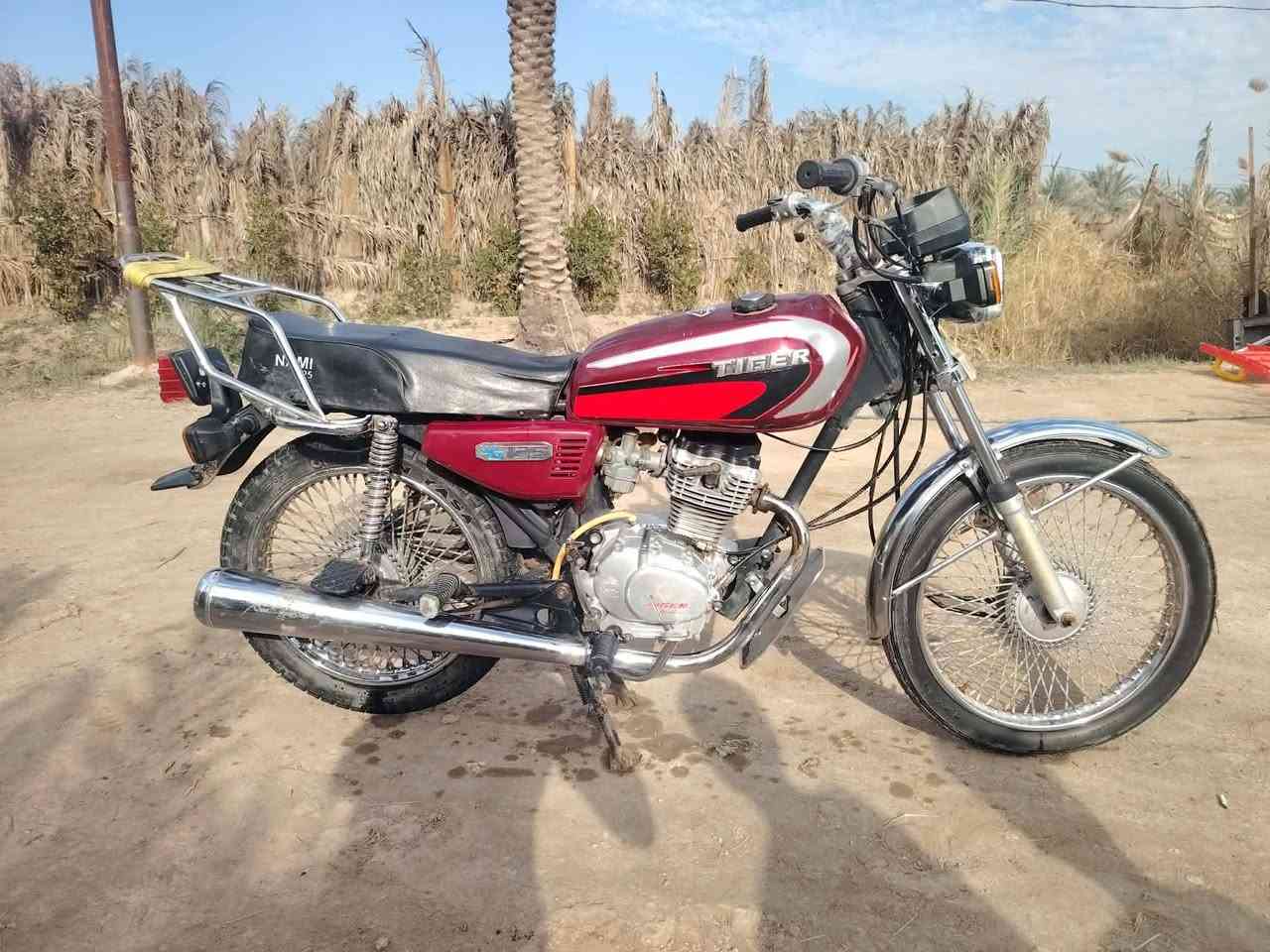 سلام عليكم دراجه اربعه كير للبيع اوراق صولي دراجه تخبل  مكاني بابل المسيب السعر 400 ,***********
