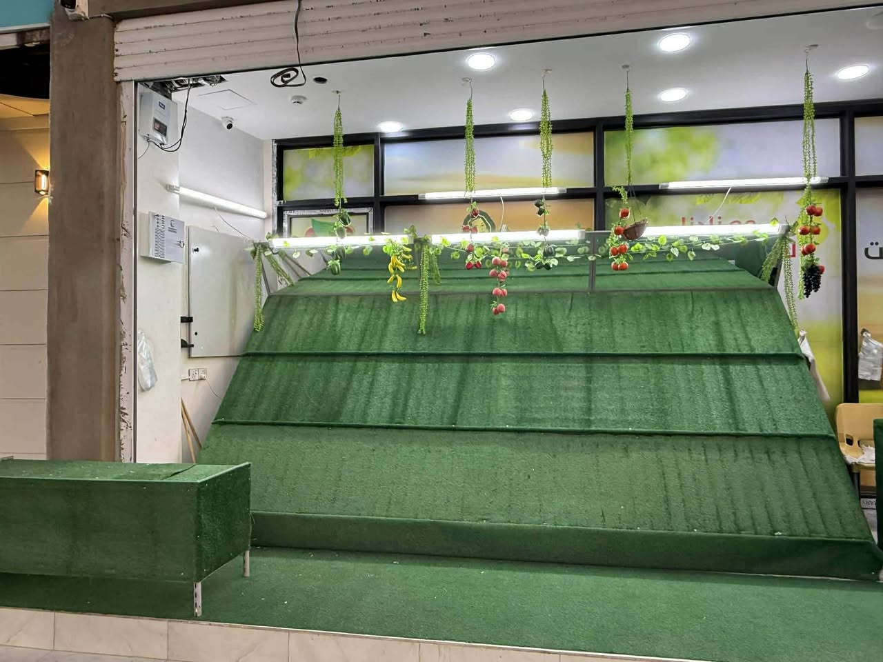 مرحباً، لدينا هذه الطاولة للبيع، ارتفاعها 140 قدماً وطولها متران. ةسيكون متجرًا للبقالة ماشاالله حيل جديد


**إذا كنت صاحب هذا الإعلان وتريد حذفه لأي سبب، رجاءا أرسل رسالة إلى الدعم الفني**