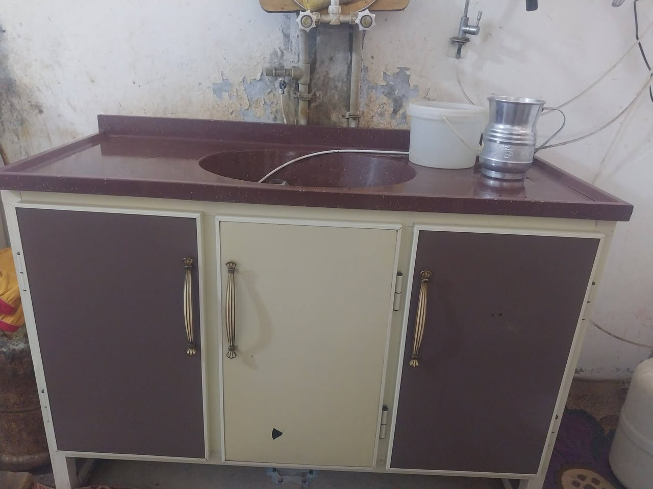 كاونتر البيع السعر 400 وبي مجال حي. الحسين  قرب منتزة


**إذا كنت صاحب هذا الإعلان وتريد حذفه لأي سبب، رجاءا أرسل رسالة إلى الدعم الفني**