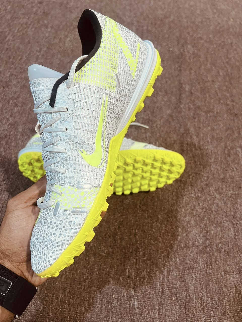 تحفه شرط تحفه
ميوركال 
اصلي باله 
قياس42 ًونص 
نضافه1/1 
اولئ شرط 
فول طبي 
اسم مستخدم 
السعر خاص 
توصيل موجود 
واتساب متوفر 
***********
