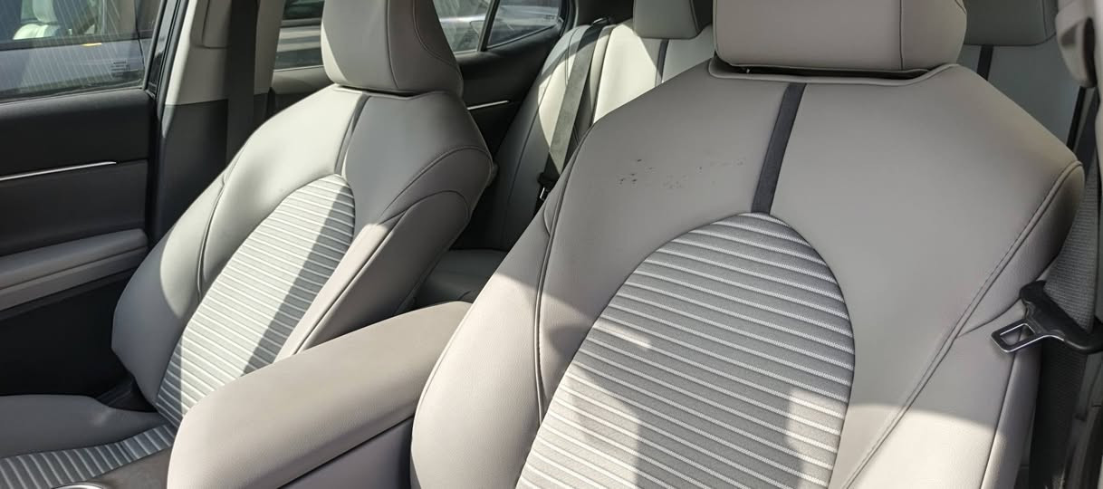 السلام عليكم صلو على نبي محمد على الي محمد 🤍
كامري موديل2024
هايبرد وبانزين محرك S 
مرقم بغداد  كشنات تدفئة تبريد رادار امامي وخلفي كامرة  تحكمات ستيرن بصمة حساسات فول مواصفات سيارة واحد على واحد بل واقع احلة من صور 
سيارة كلين شخط ما مشخوطة تجي وتشوفهة 
هاتف📞 ***********
مكان ديالى بعقوية مقابيل صناعة الثالثة
