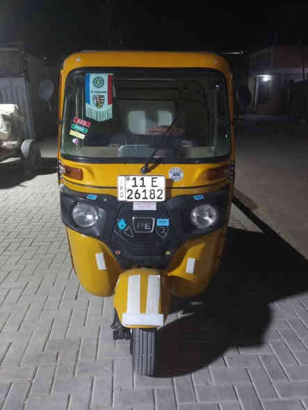 السلام عليكم تكتك للبيع موديل 20شهر 6رقم وسنويه تحويل ثاني يوم العنوان بغداد ***********
