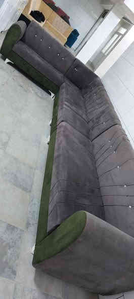 ديوان ٩نفرات تكمه بدون اي عيب للبيع وبسعر ١٥٠ الف الاستفسار الاتصال ع*********** شارع سالم خلف شركه كورك قرب دائره الكهرباء
