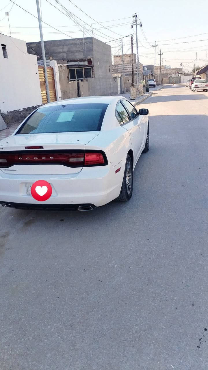 سلام عليكم جارجر 13 بيها جاملغ وبنيت فقط باسمي بغداد سنويه ما ساقطه 28 سياره نظيفه احلى من الصوره استخدام شخصي كير ومكينه شرط حداديه اماميه وخلفيه جديده تخم تاير جديد سعرها 146 وبيها مجال مكان ديوانيه قضاء الحمزه الشرقي ما متواجد على الفيس ***********
