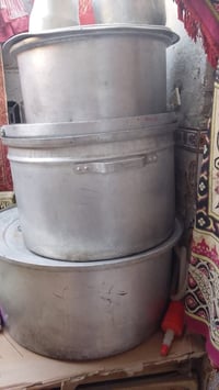 الكدوره • ٤ قطع • ٣ كبار ١ وسط