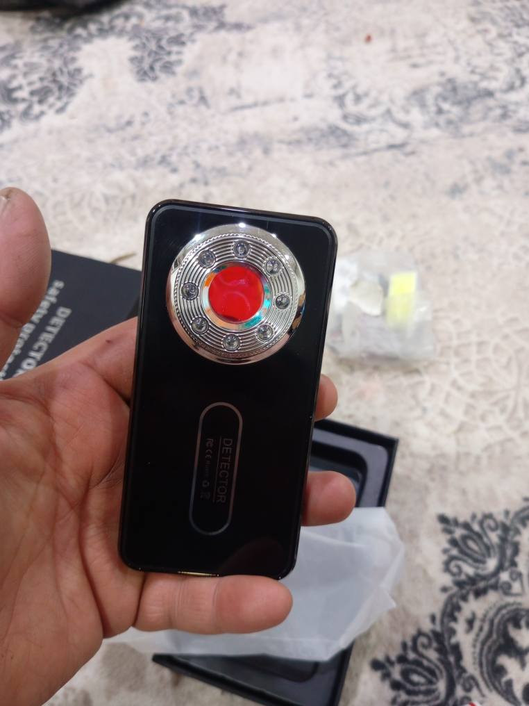 كاشف كاميرات 

جهاز كشف الاجهزة المخفية حشرات مع شاشة مضادة للتجسس كاشف ار اف ونظام تحديد المواقع العالمي لتحديد استماع لاسلكي للكشف عن الاشارات للمكتب والفنادق والمنزل والحمام من كاستويف

سعر 30 الف 
توصيل 5


**إذا كنت صاحب هذا الإعلان وتريد حذفه لأي سبب، رجاءا أرسل رسالة إلى الدعم الفني**