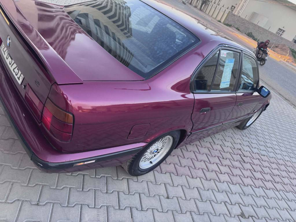 بیئیم مودیل 1992
بدون ضربە
525 بلاد اوتوماتیک بلاد
سیارە جاهز ربع مصرف مابیە
تحویل ثاني یوم 
مکان کرکوک گدام ملعب دولي

رقم *********** كركوك, العراق
