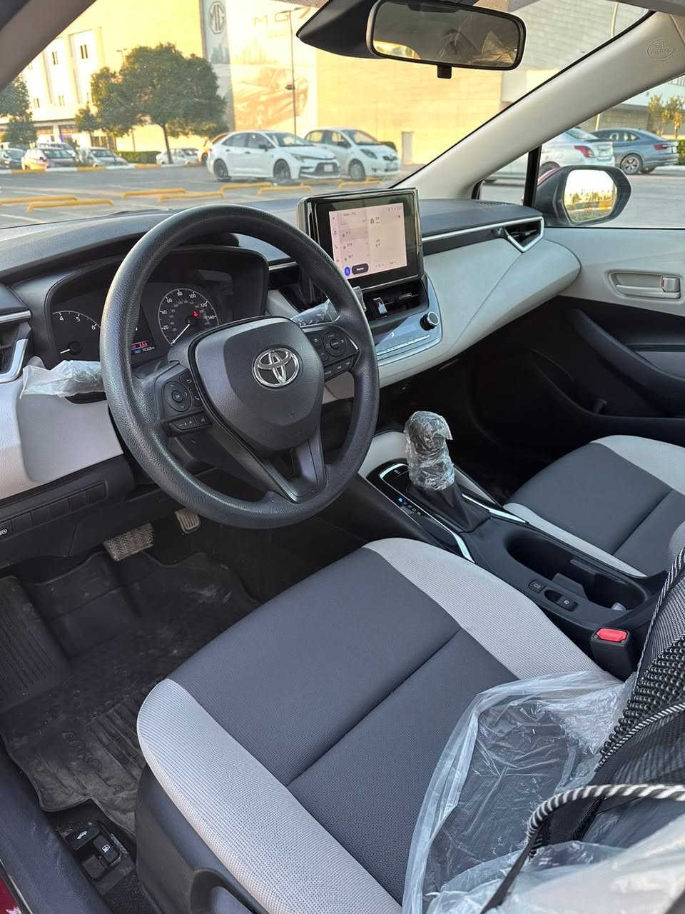 كورولا 2023 مواصفات  LE  رقم اربيل
ماشية 16500 كيلو متر ، سيارة نظيفة جدا گير ومحرك وصدر وتايرات كله بشرط وسنوية لتاريخ 2029
مواصفات
رادار امامي ، تحديد مسار ، محرك (2000) ،  داخل لونين ، كاميرا خلفية ، اوتو هولد
حادث السيارة جاملغ امامي اليمين واليسار صبغ بدون دواخل وصبغ ربع البنيد بدون ايرباك
السيارة جاهزة من كلشي بدون مصرف نهائيا
السعر  16600 $
مكان السيارة اربيل ورقم الشاصي مرفق بالصور واي استفسار  ***********
