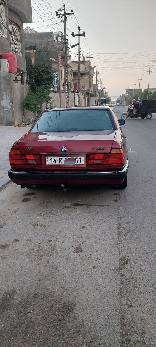 بي ام  735 موديل 1991 سيارة جاهزة السعر ٥٢ وبيه مجال للاتصال ***********
