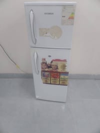 ثلاجه للبيع مكتبيه كلش نظيفه السعر ،٧٥الف بشرط تاخذها تجميد فول الاتصا...