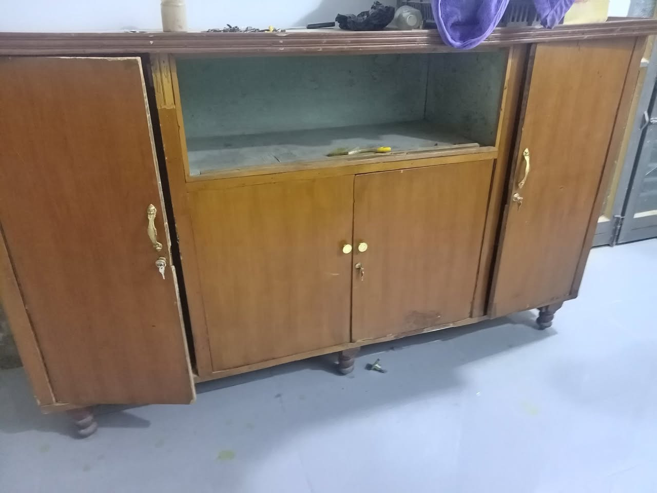 بوفيه تسكام نضيفه نقص فقط جام سعر ٧٥ شراي اتصل
***********
