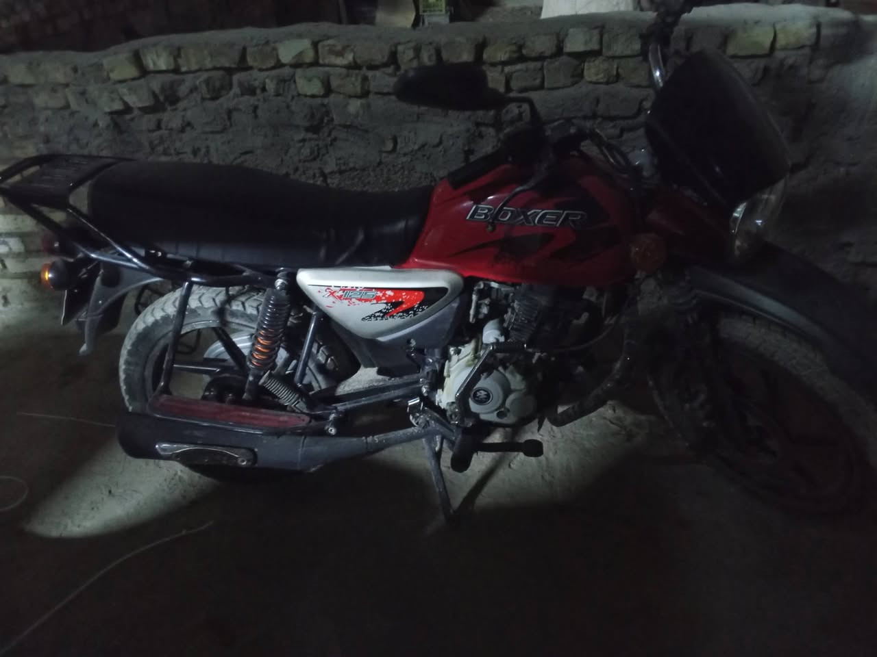 سلام عليكم بوكسر جبلي رقم بغداد موديل 21  طالعه بل 22 دراجه متروكه حله من الصور مكاني بغداد مدينة الصدر رقمي ***********
متواجد رصيد واتساب سعر مليون ونص وبيه مجال شراي تفضل وتدلل
