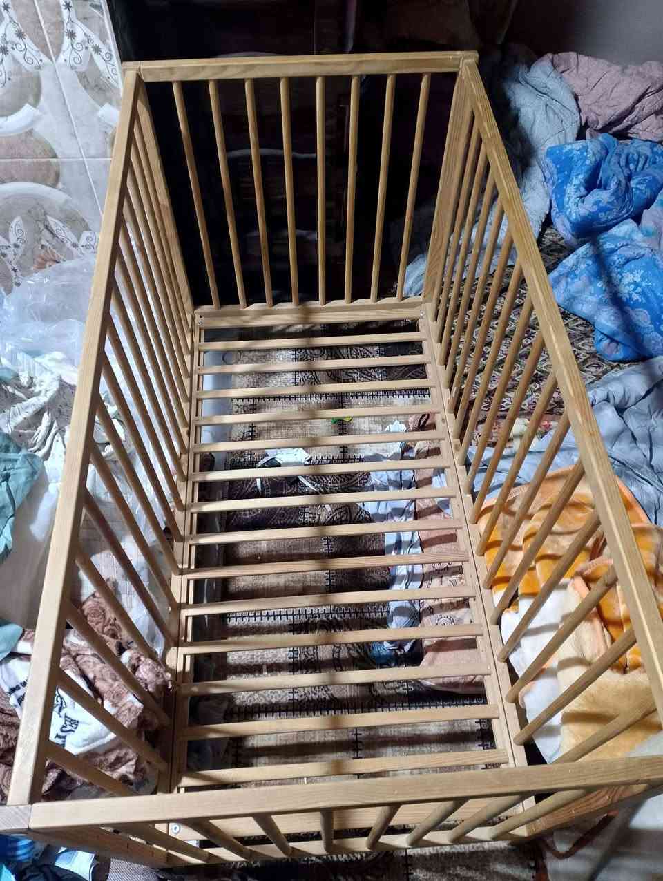 سرير طفل للبيع نظافه 100%  العنوان بعقوبة الجديدة السعر 60بي مجال الشراي يجي خاص انطي حساب صاحبه


**إذا كنت صاحب هذا الإعلان وتريد حذفه لأي سبب، رجاءا أرسل رسالة إلى الدعم الفني**