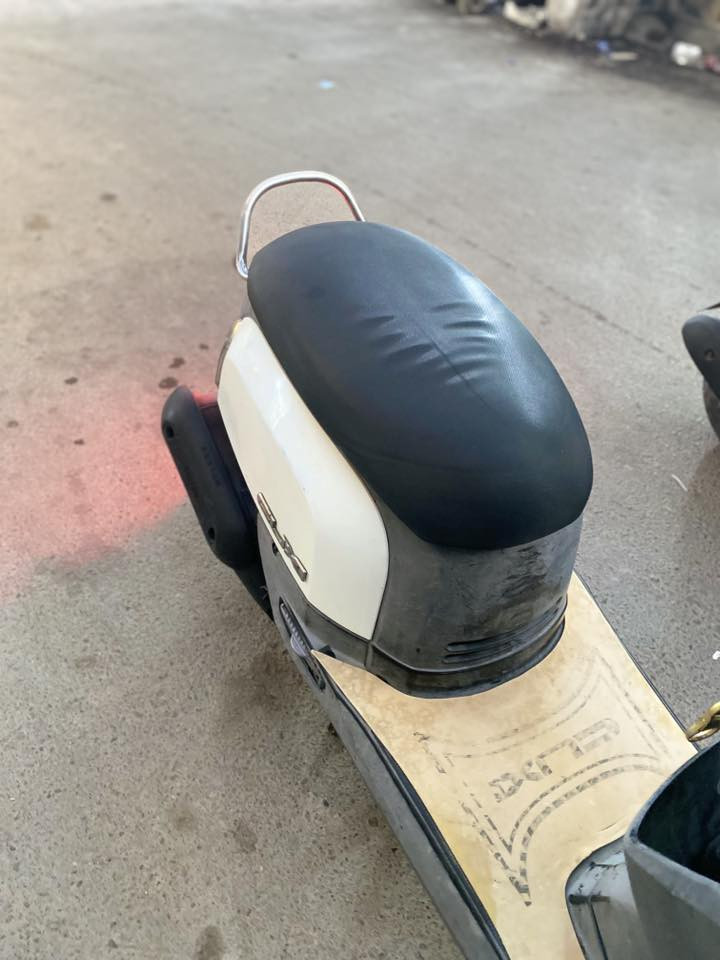 سلام عليكم مكاس بوليسي للبيع سعرهه 650دراجه مال رمبه مكفوله كفاله عامه مكاني بغداد شارع الفلاح الشراي يتصل *********** هاذ رقمي شراي تصل مستعجل علا بيعتهه
