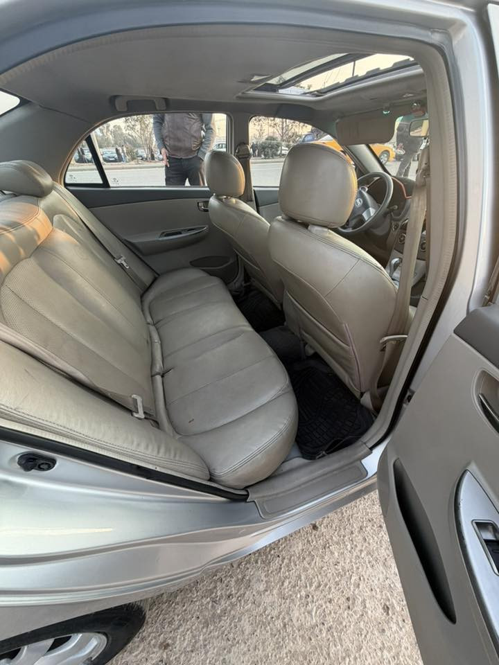 السلام عليكم بي واي دي البيع سيارة موديل 2016 سيارة كلش حلوه رقم بغداد انكليزي سيارة فول بصمه شاشة كأمره تحكم ستيرن داخل جلد بصمت ابواب  سياره محرك 1800 ماشاءالله تبريد ثلج  سياره كلش حلوه سيارة كير محرك صدر تايرات باتري كله مكفول سيارة كلش حلوه وجاهزه مابيه ي نقص السعر 64$ مكان سيارة بغداد بعقوبة او ديالي خانقين ***********
