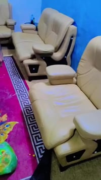 ڤي اي بي • ٦مقاعد • استعمال قليل