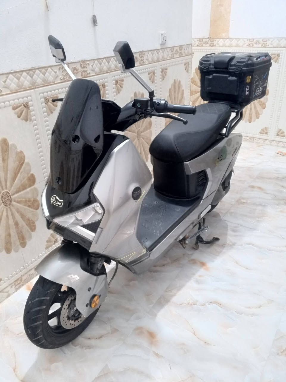 دراجة شحن مستعملة شي قليل 6باتريات مصطرة نوع دراجة سيزر مكاني كاطون رحمة سعر 950وبيها مجال رقم ***********
