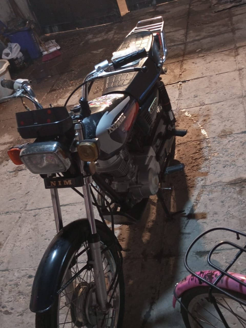 نامه امتياز اصلي درجه اوراق سكنر درجه جديده او 
المكينه خرسه تخبل سعرها 650او بيها مجال قليل 
بصره معقل ***********
